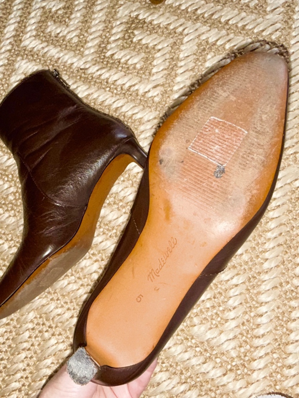 MADEWELL Dimes Kitten Heel Booties in Chocolate Leather ~ 5 M - Picture 11 of 13